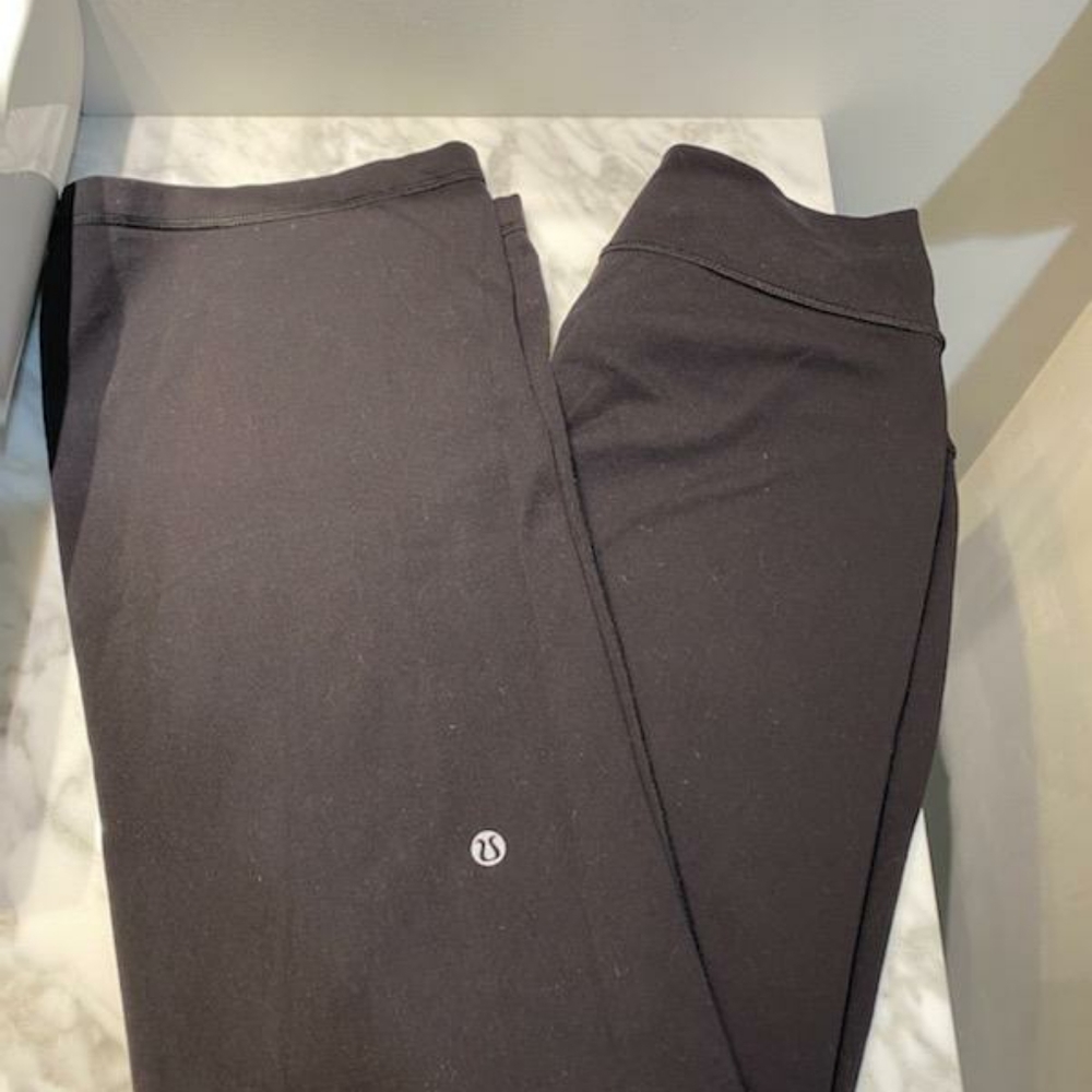 Lululemon pants - Picture 2 of 3